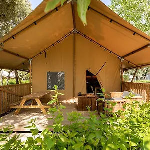 https://campo-dei-fiori.it-tuscanyhotel.com
